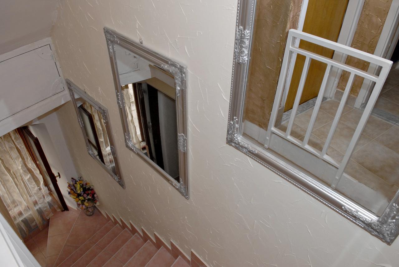 Apartment Piazzeta De Luxe Spalato Esterno foto